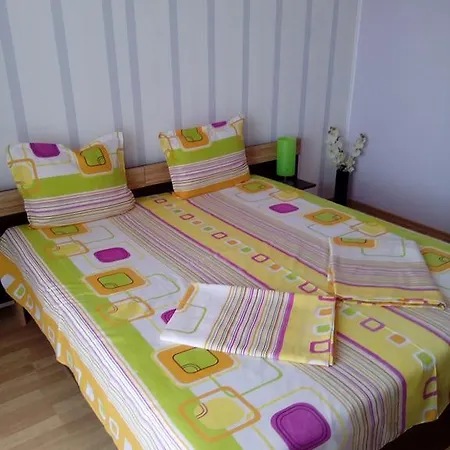Fifi Apartament *